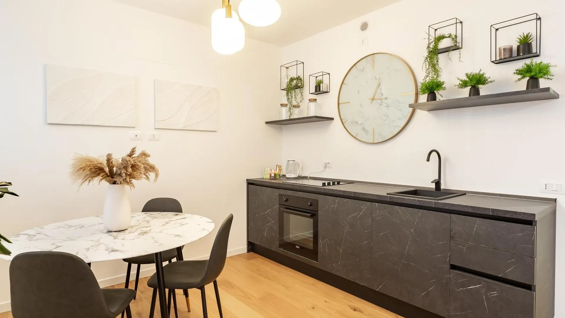 Apartment 45Royal Stylish House Milan City Center