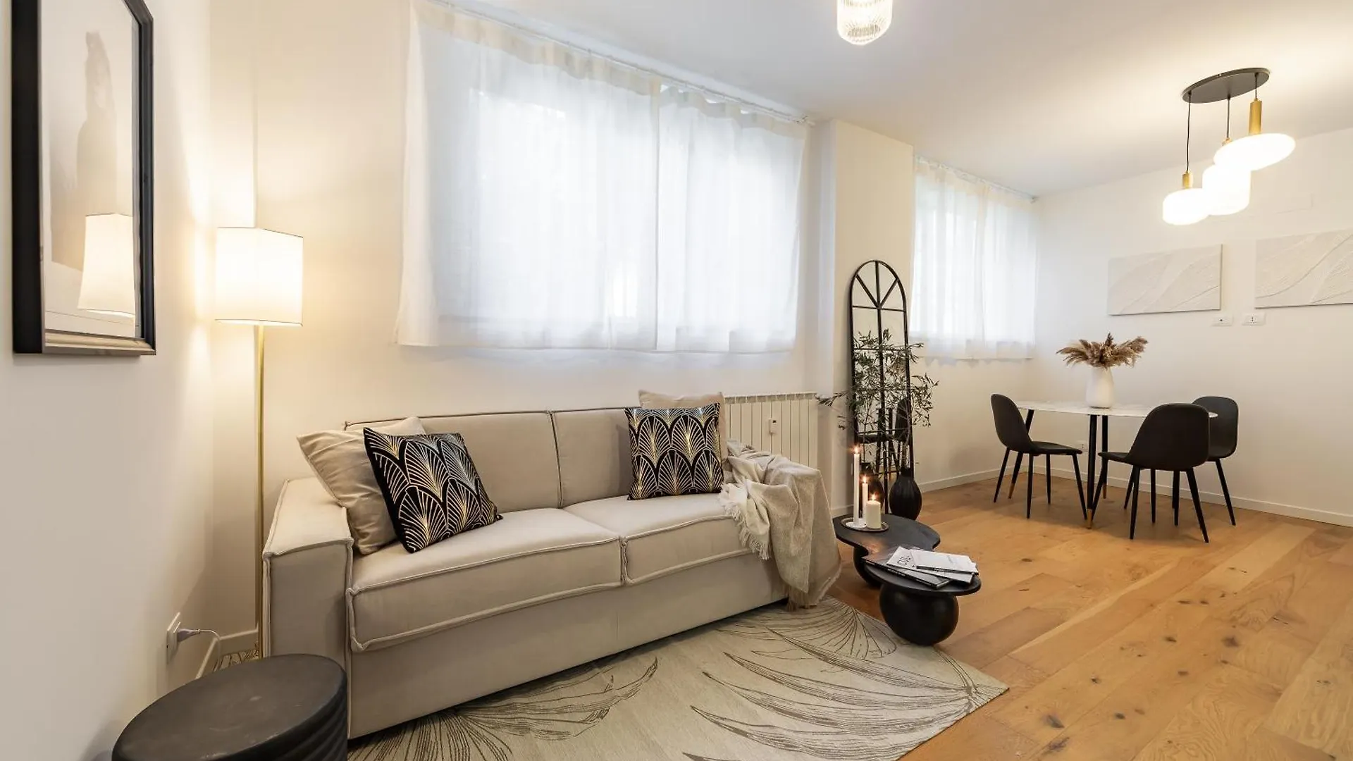 45Royal Stylish House Milan City Center 0*,