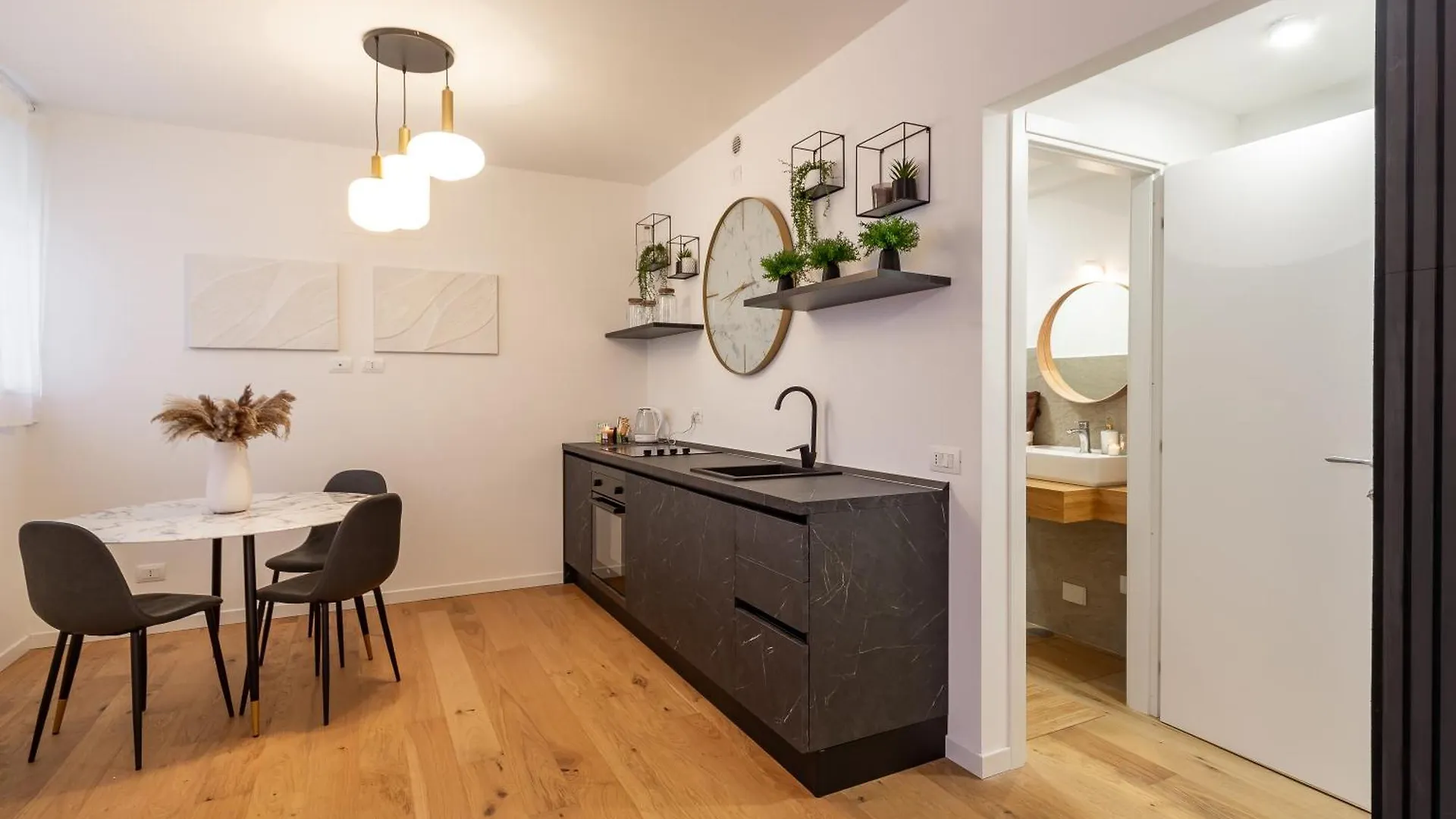 Apartment 45Royal Stylish House Milan City Center