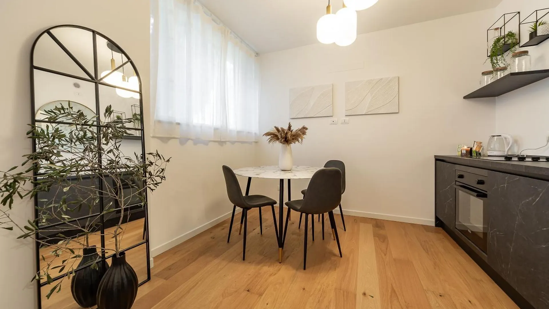 45Royal Stylish House Milan City Center Apartment